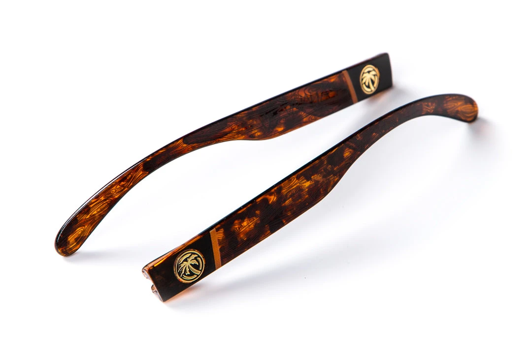 Arms: Woodgrain 1 Arms: Woodgrain